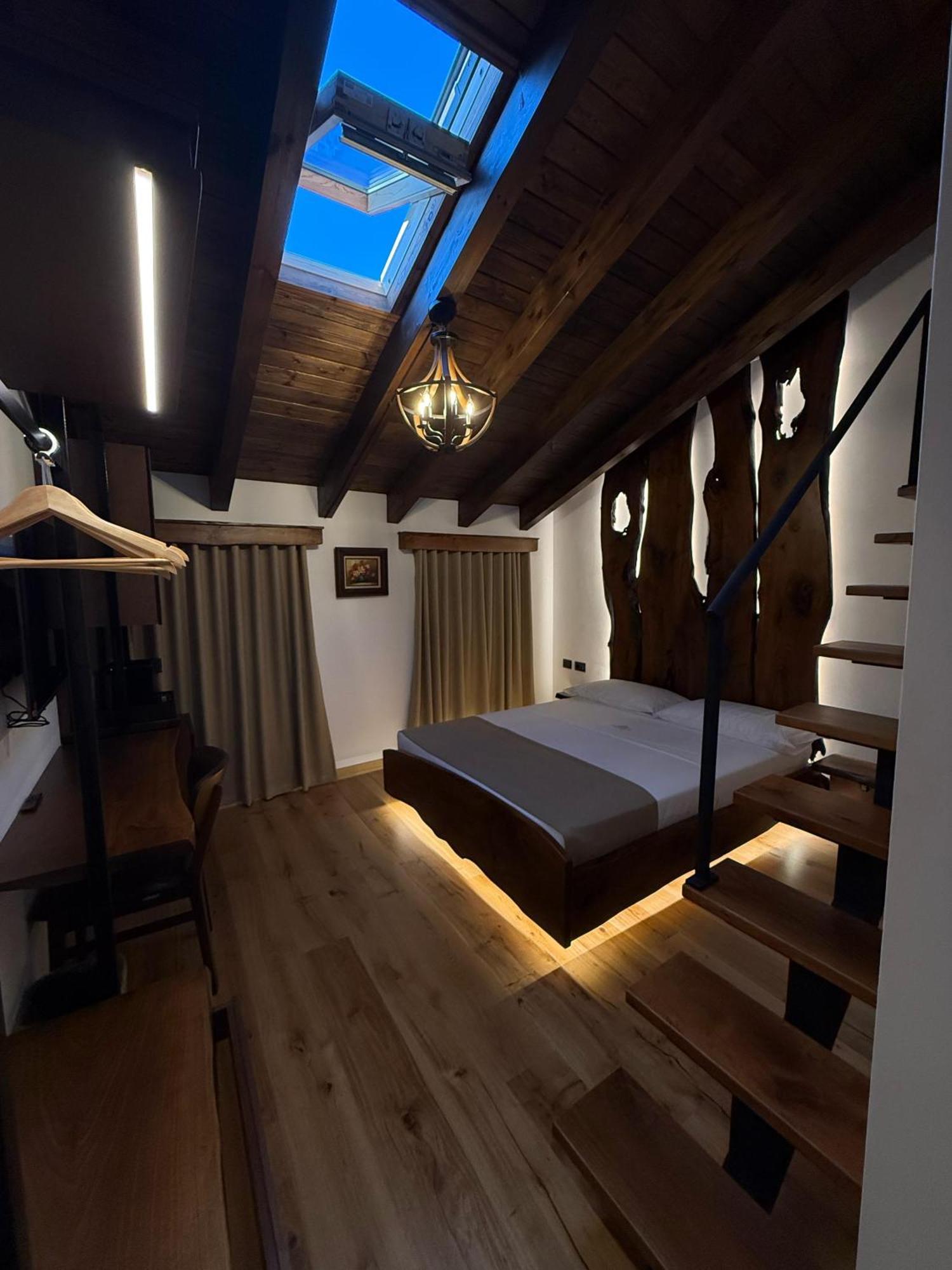 Hotel Grandview Berat