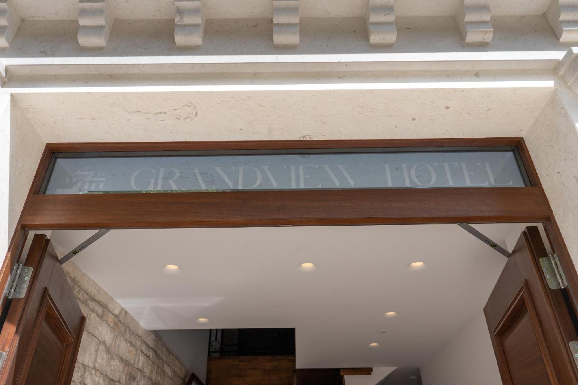 Grandview Hotel